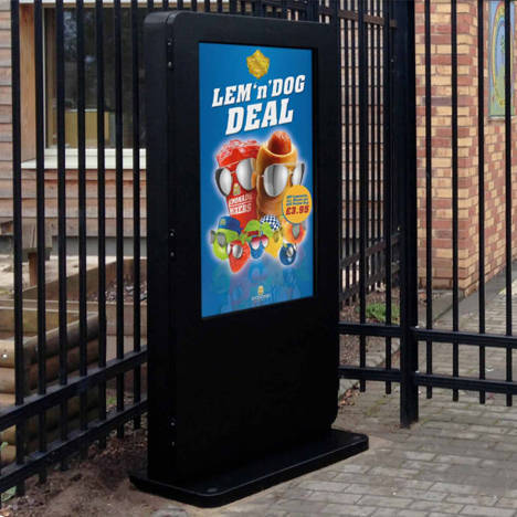 55” Outdoor Free-standing Digital Advertising Display Totem