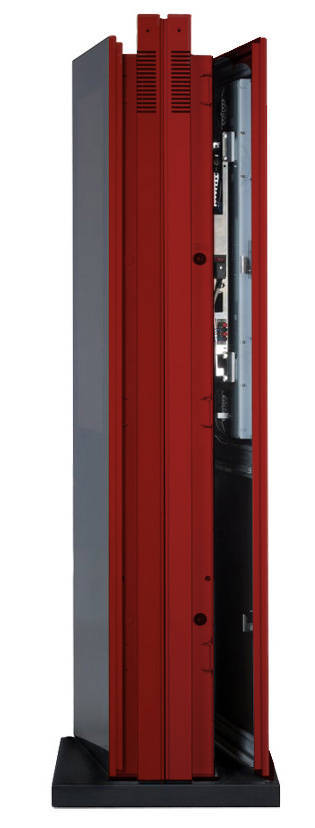 Outdoor-totem-open-red